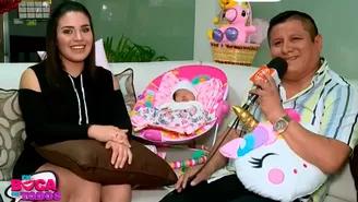 	Robert Muñoz y Andrea Fonseca presentaron a su bebé.