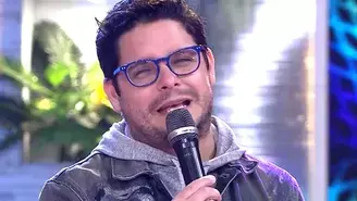 	Gian Piero Díaz dedicó canción de Clavito y su chela a su esposa Borka.