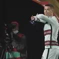 Cristiano Ronaldo: El brazalete que tiró al césped se subastó por 75.000 dólares 