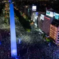 Hinchas argentinos celebran la clasificación a una nueva final de un Mundial