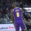 NBA multa a LeBron James por un &quot;gesto obsceno&quot; en partido ante Indiana Pacers