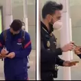 YouTube: Un policía detuvo a Lionel Messi para pedirle un autógrafo