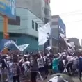 Alianza Lima: Hinchas blanquiazules realizan banderazo en pico de la segunda ola de COVID-19