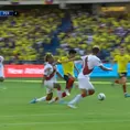 Perú vs Colombia: Carrillo perdió pelota que casi termina en gol y se ganó la amarilla