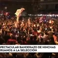 Perú vs Ecuador: Hinchas realizan espectacular banderazo en concentración de la Selección