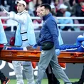 André Carrillo sufrió lesión y salió en camilla en el Mundial de Clubes