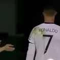Cristiano Ronaldo desairó a una fanática que le pidió una foto