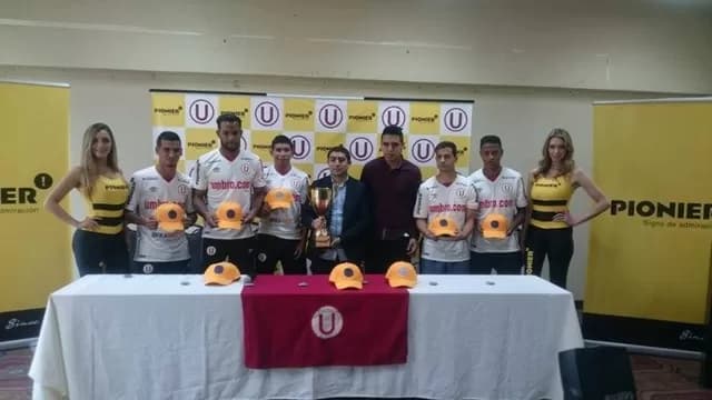 Facebook Universitario-foto-1
