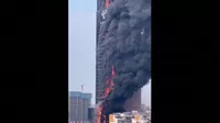 Incendio en rascacielos de China causó alarma