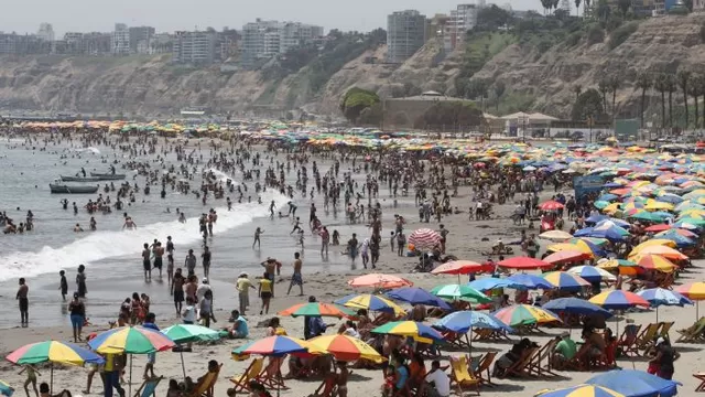  Otra víctima por ahogamiento en las playas de Lima. Esta vez se registró en Agua Dulce, en Chorrillos / Foto: Andina- referencial