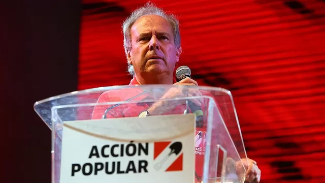 Alfredo Barnechea confirmó precandidatura presidencial por Acción Popular