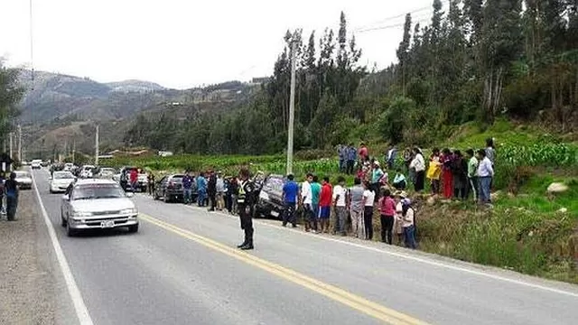 Áncash: dos personas murieron en vía Huaraz - Carhuaz tras choque