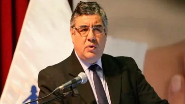 Gabriel Del Castillo, presidente ejecutivo de EsSalud. Foto: Radio Nacional