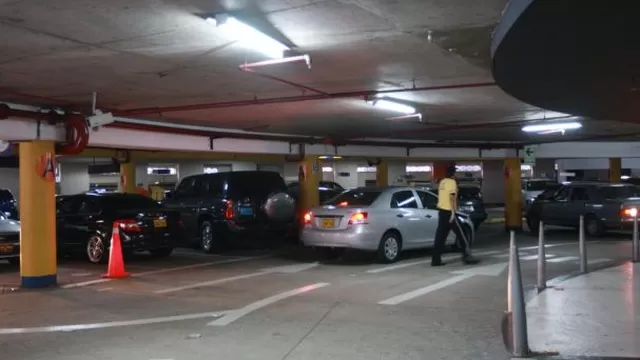 Accep se pronuncia sobre proyecto que regula el servicio de estacionamiento vehicular. Foto: Perú21.
