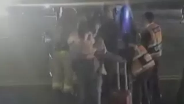 Avión que iba de Lima a Houston aterrizó de emergencia por explosión de un motor 