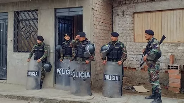 Polic&iacute;as heridos en megaoperativo. Foto referencial: Andina