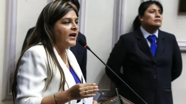 Karina Beteta calificó de ridícula la protección que pidió el fiscal Domingo Pérez. Foto: Congreso