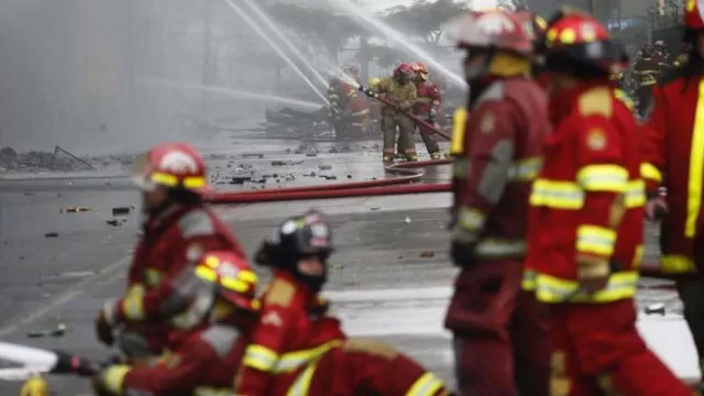 Bomberos: 232 emergencias fueron atendidas en Lima y Callao durante Navidad