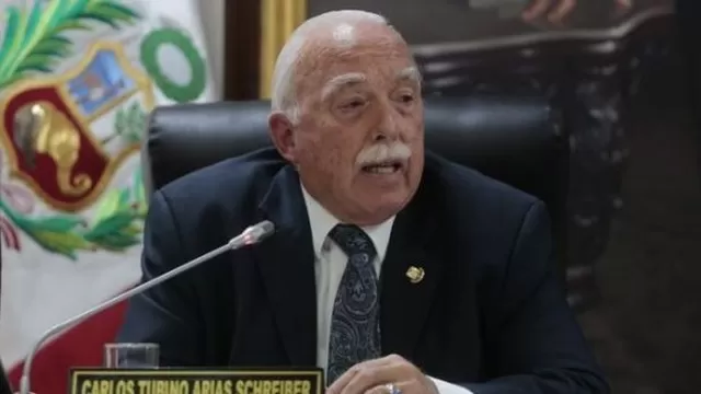 Carlos Tubino denunció que existe un complot contra Fuerza Popular