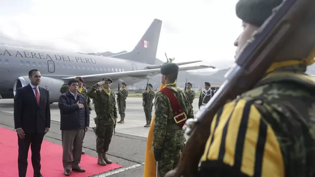 Castillo llegó a Ecuador para encuentro presidencial y Gabinete Binacional