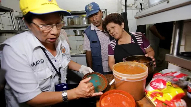 Centro de Lima: Clausuran y multan 14 restaurantes por deficientes condiciones de higiene
