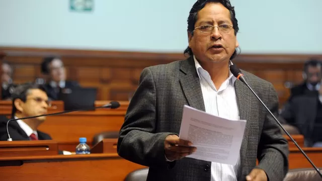 Víctor Chanduví sería denunciado por difamación por bancada de Gana Perú