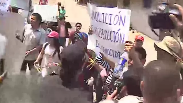 Comas: familiares de terroristas protestan tras demolición de mausoleo de Sendero