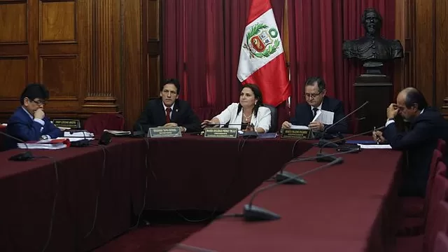 Comisión Belaúnde Lossio pasó a investigados a Ilan Heredia y Rocío Calderón