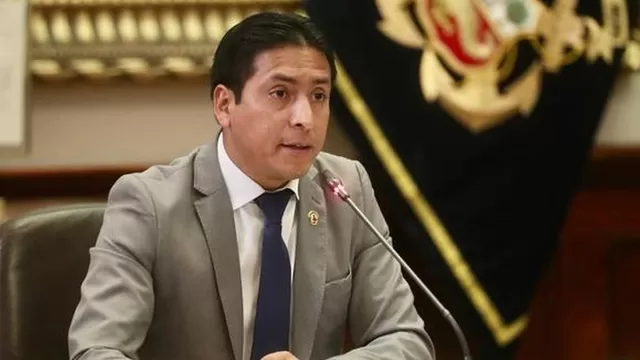 Comisión de Ética aprobó iniciar investigación contra congresista Freddy Díaz