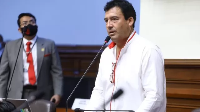 Congresista Edwin Martínez señaló que Acción Popular no tiene dirigencia a nivel nacional