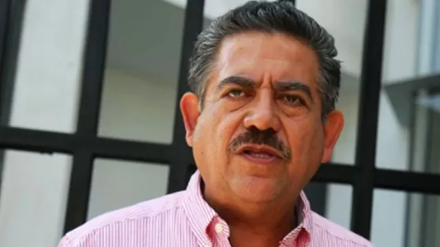 Congreso: Manuel Merino pide al JNE modificar el cronograma electoral