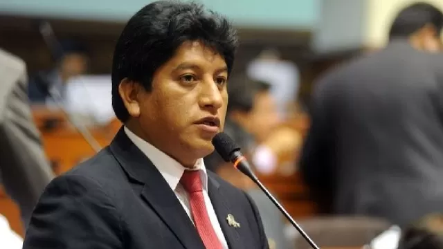 Josué Gutiérrez rechazó dictamen aprobado en el Congreso sobre ingreso a la carrera magisterial de docentes retirados