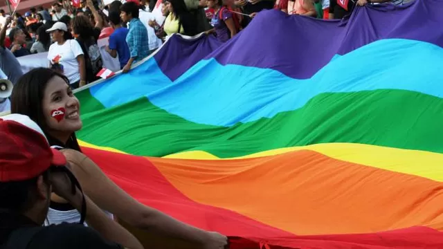 Comunidad LGTB reclama igualdad ante la ley en el Perú. Foto: sinetiquetas.org