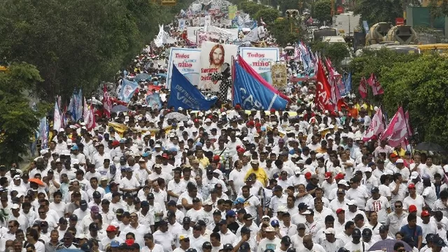 Diversas organizaciones realizaron 'marcha por la vida' contra el aborto / Andina
