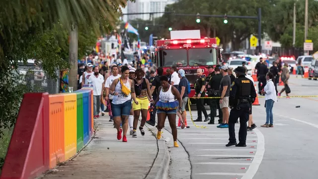 Estados Unidos: Una persona falleció en atropello masivo en el desfile del orgullo gay en Florida