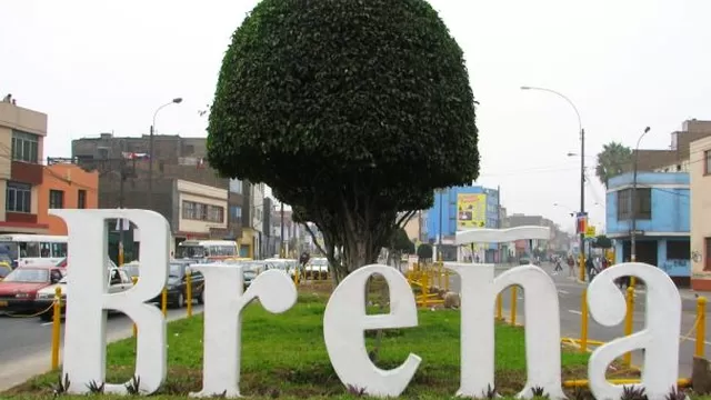 En Lima, los electores del distrito de Breña elegirán entre 19 candidatos. Foto: Grúas de Lima