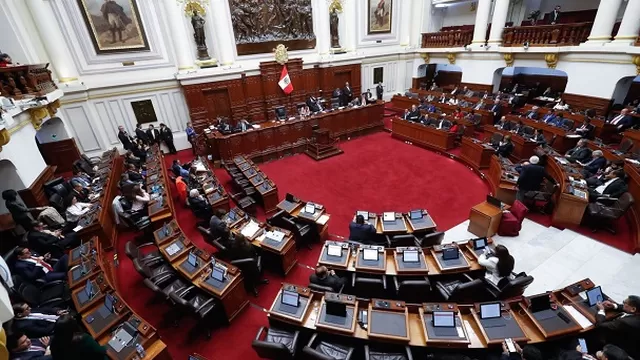 Tras el cierre del Congreso se dispuso que elecciones parlamentarias sean en enero del 2020. Foto: Andina