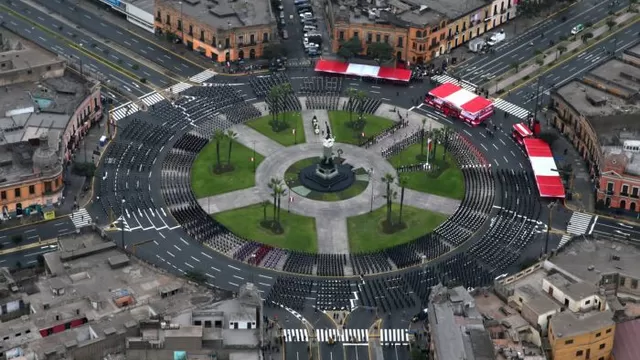   Por la Batalla de Arica y renovación del juramento a la bandera nacional se restringirá el tránsito en las inmediaciones de la Plaza Bolognesi / Foto: Andina