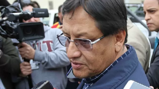 Exministro Víctor Paredes negó vínculos con Carlos Moreno