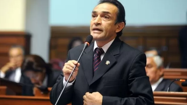 Héctor Becerril, congresista de Fuerza Popular. Foto: Congreso