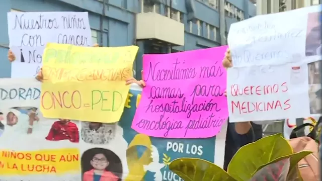 Hospital Almenara: Madres protestan por deficiente atención a sus hijos que padecen de cáncer