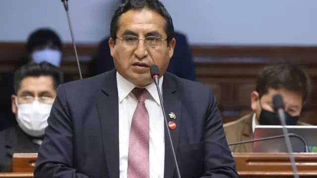 Huancavelica: Congresista Alfredo Pariona permanece en UCI