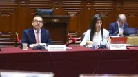 Llaman 'genocida' a Alberto Otárola durante su presentación en Comisión de Descentralización