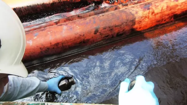 Derrame de petróleo en Loreto. Foto: Andina.