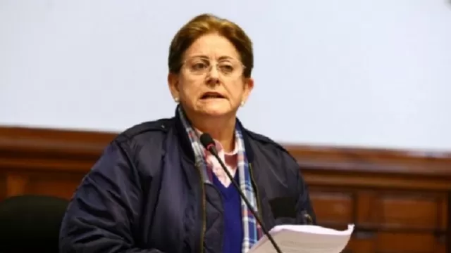 Lourdes Alcorta: "El primer ministro no existe, no funciona"