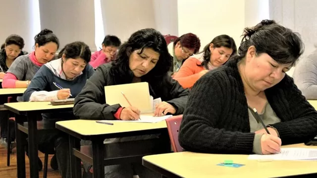 La evaluación de maestros se dio el último domingo 24. Foto: Andina