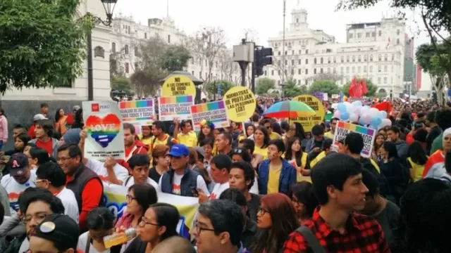 MML no está de acuerdo con que usen la Plaza San Martín para la Marcha del Orgullo LGBTI. Foto: El Comercio.