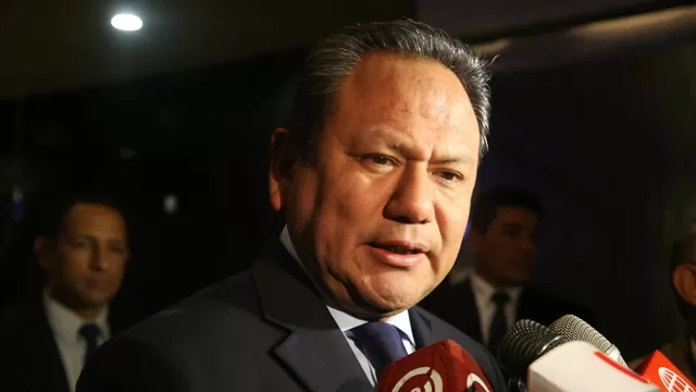 Mariano Gonzáles: "Los generales no pueden resolver los problemas de los políticos"