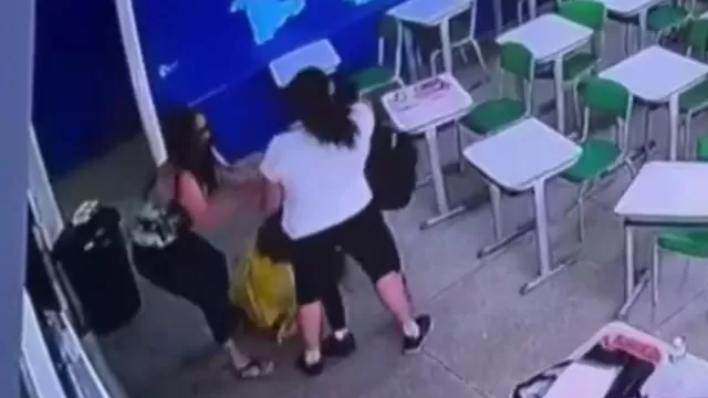 Menor de 13 años acuchilló a su profesora y compañeros de clase en Brasil