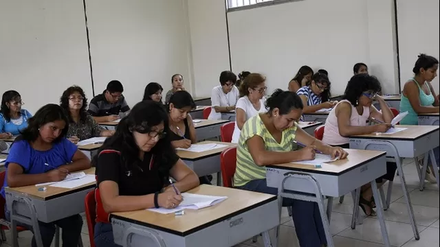 Evaluación a maestros. Foto: Andina